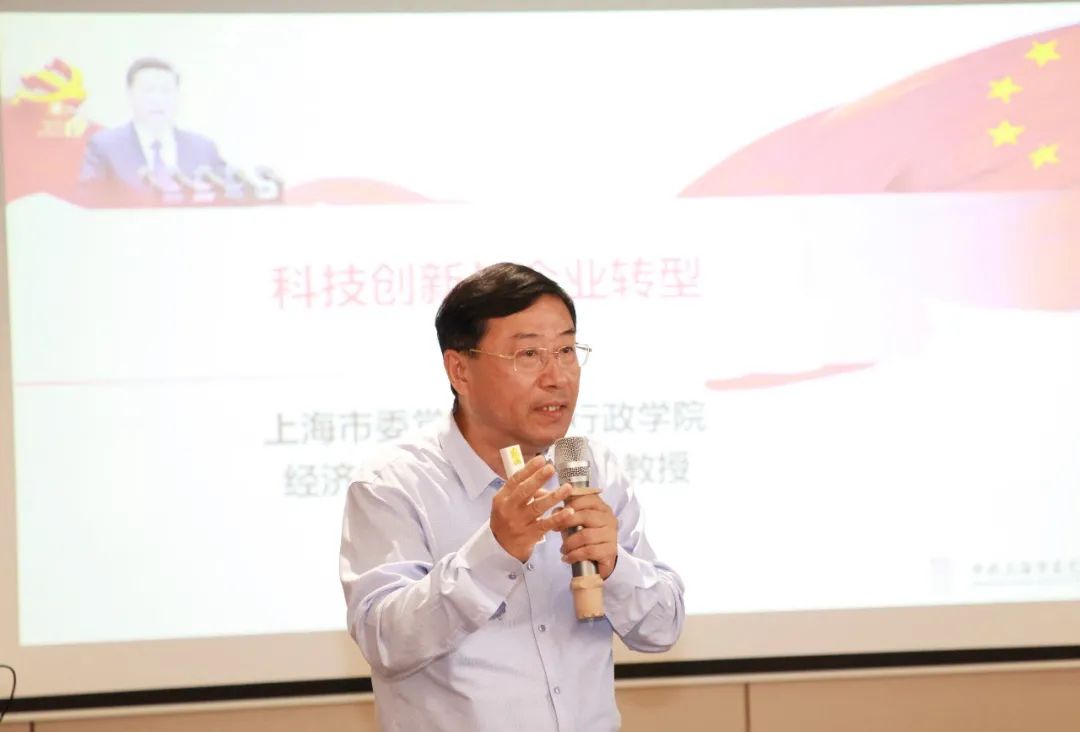 慶祝建黨百年華誕 商會組織企業(yè)家走進創(chuàng)力開展參觀座談等活動(圖5)