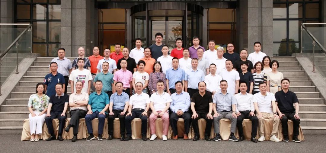 慶祝建黨百年華誕 商會組織企業(yè)家走進創(chuàng)力開展參觀座談等活動(圖7)