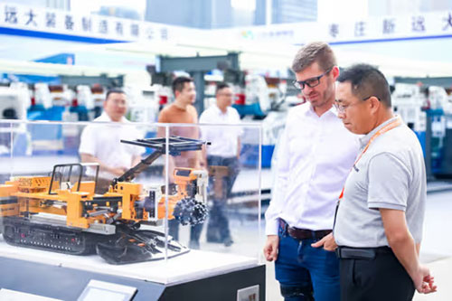 實(shí)力彰顯！上海創(chuàng)力集團(tuán)參展貴州國(guó)際能源產(chǎn)業(yè)博覽交易會(huì)取得圓滿(mǎn)成功(圖8)