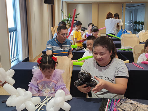 【月滿華誕 匠心傳情】創(chuàng)力集團(tuán)舉辦“團(tuán)圓慶華誕”親子活動(dòng)?(圖5)